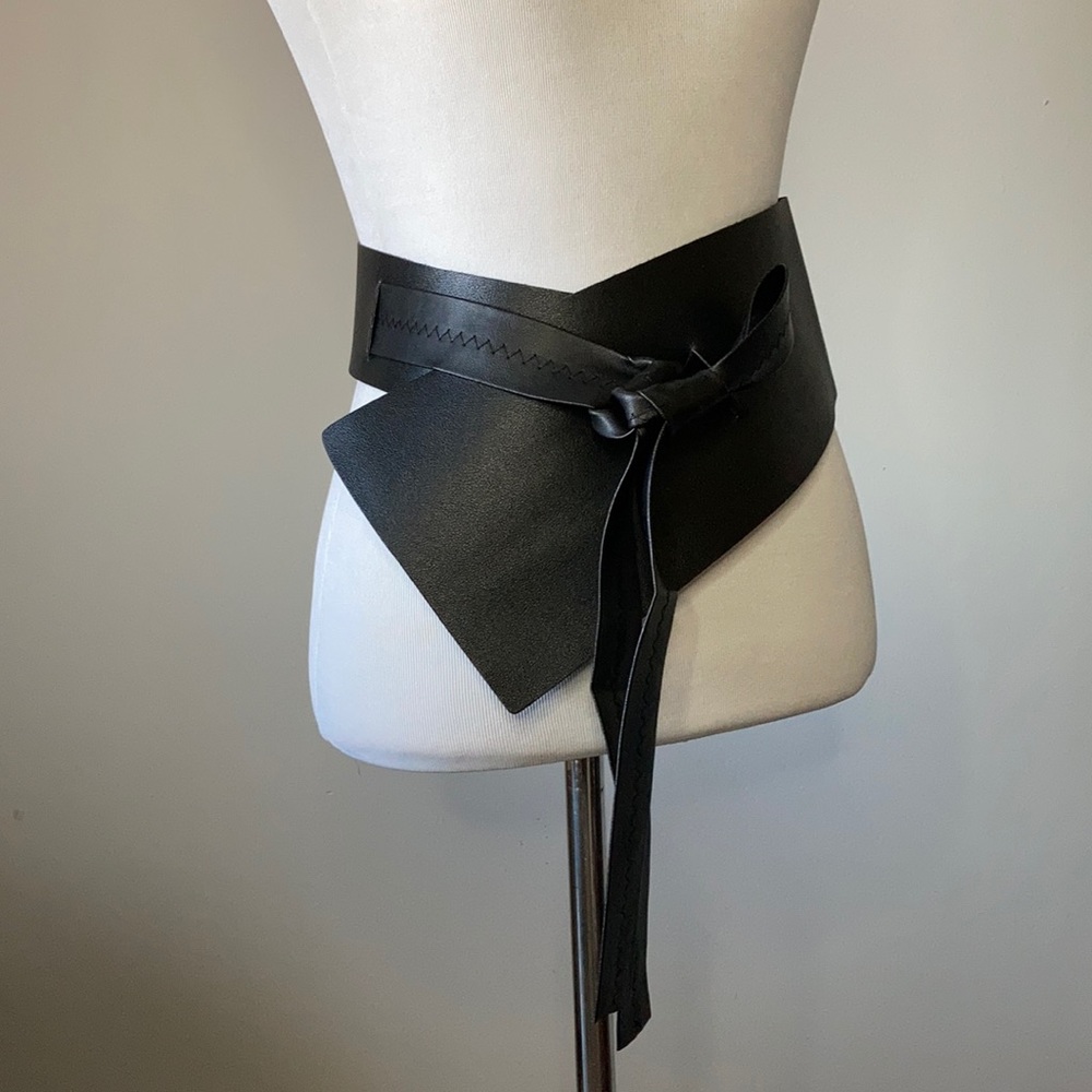 ReStocked NWT Vegan Leather Asymmetrical Wide Black Obi - Picture 3 of 10